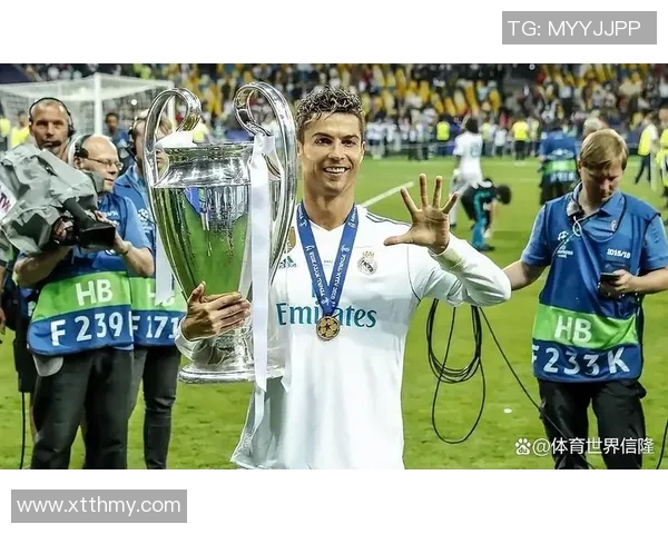 当代足球巨星崛起与偶像力量的背后故事与全球影响力分析 当代足球巨星崛起与偶像力量的背后故事与全球影响力分析