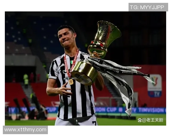 足球传奇谢幕 一代球星逐渐陨落的背后故事与历史记忆 足球传奇谢幕 一代球星逐渐陨落的背后故事与历史记忆